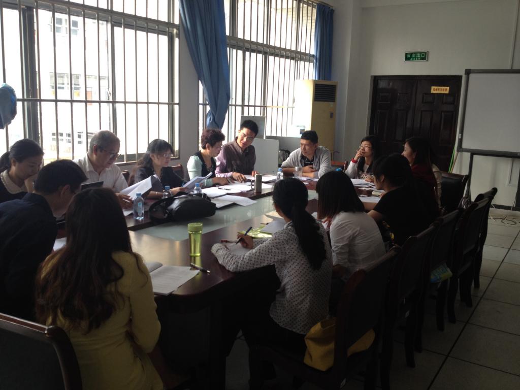 我院2013级研究生论文开题报告会顺利举行