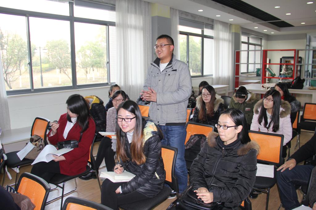 我院举行反腐败新形势新举措交流活动