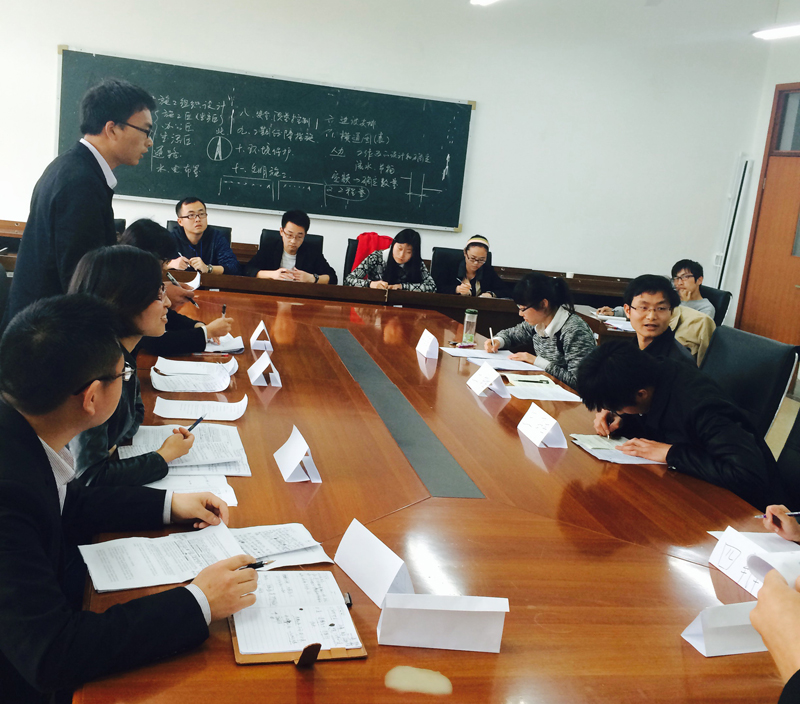 群雄舌战展雄风 针锋相对辩天下