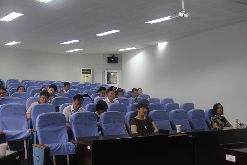 芝加哥大学哲学博士理查德·布坎南教授到我院讲学