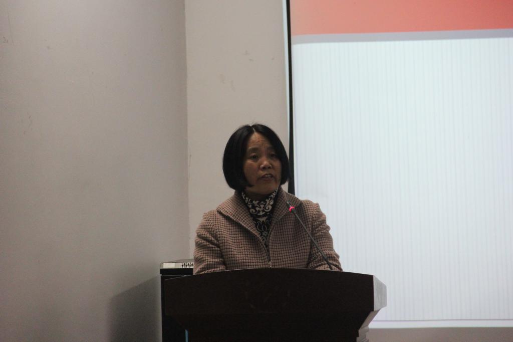 马克思主义学院举行落实中央八项规定专项巡查会