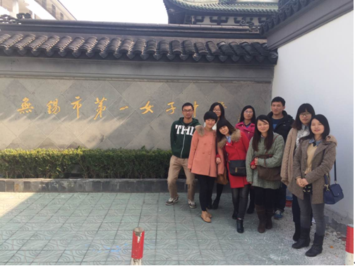 走入无锡崇宁一女中  感受中学思政课教学 ——我院研究生观摩无锡市中学政治课教学能手竞赛